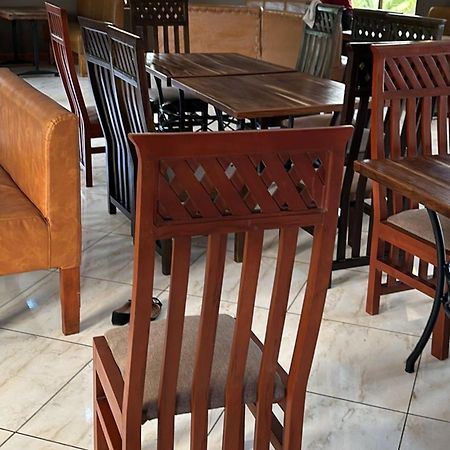 Nejobugg Palace Hotel Nkoanrua Экстерьер фото