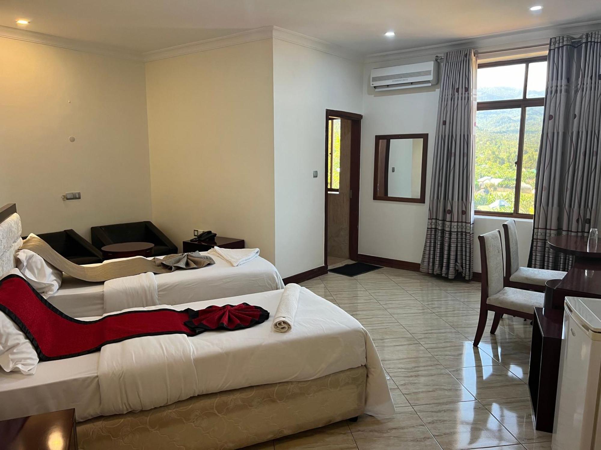 Nejobugg Palace Hotel Nkoanrua Экстерьер фото