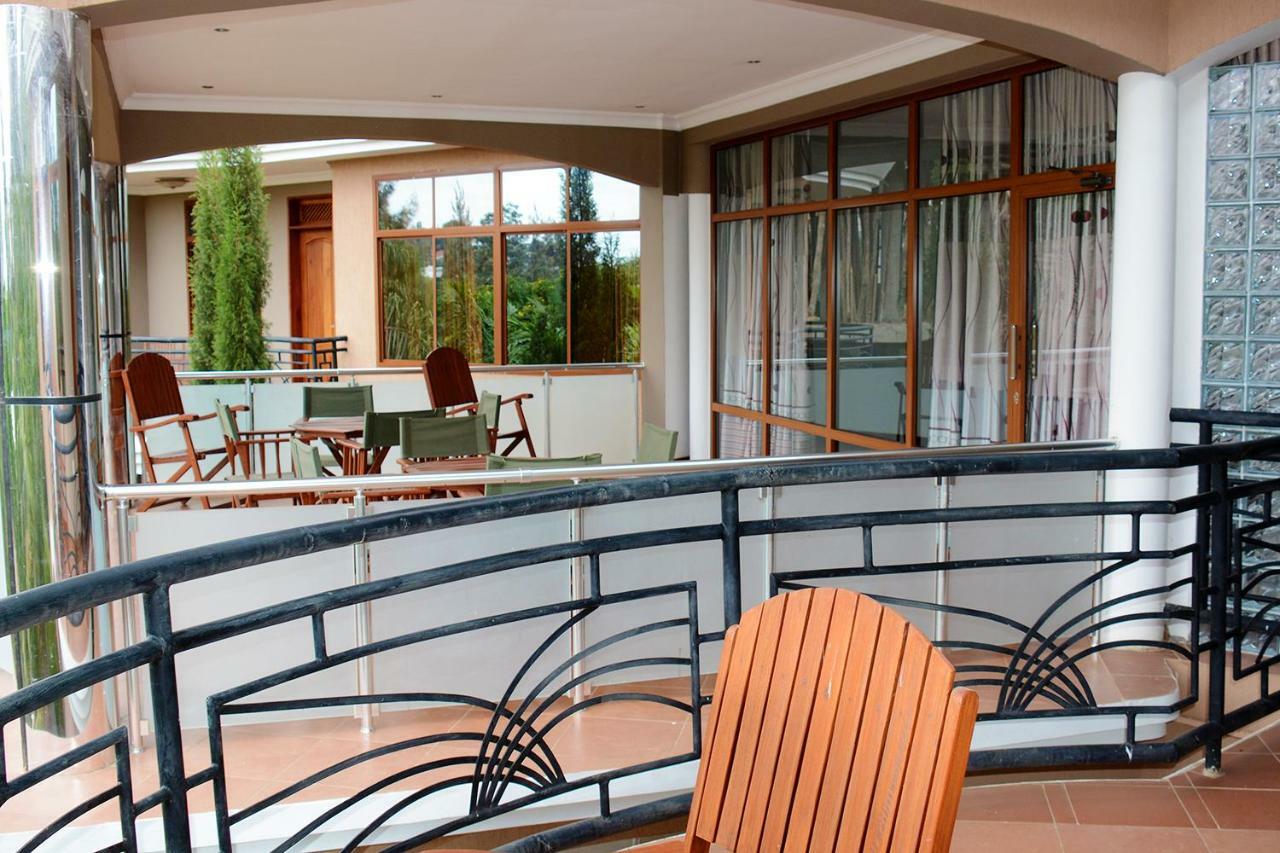 Nejobugg Palace Hotel Nkoanrua Экстерьер фото