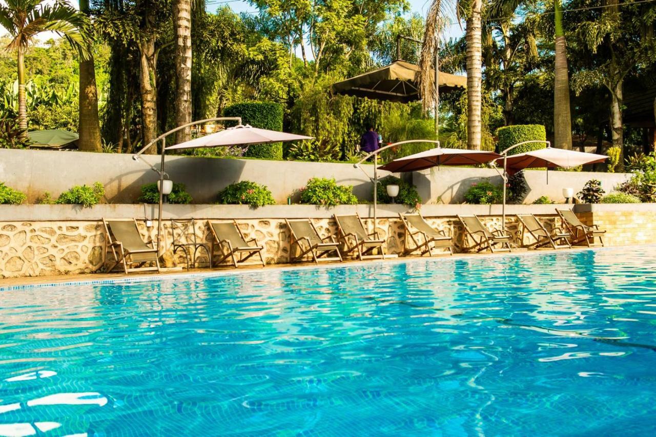 Nejobugg Palace Hotel Nkoanrua Экстерьер фото