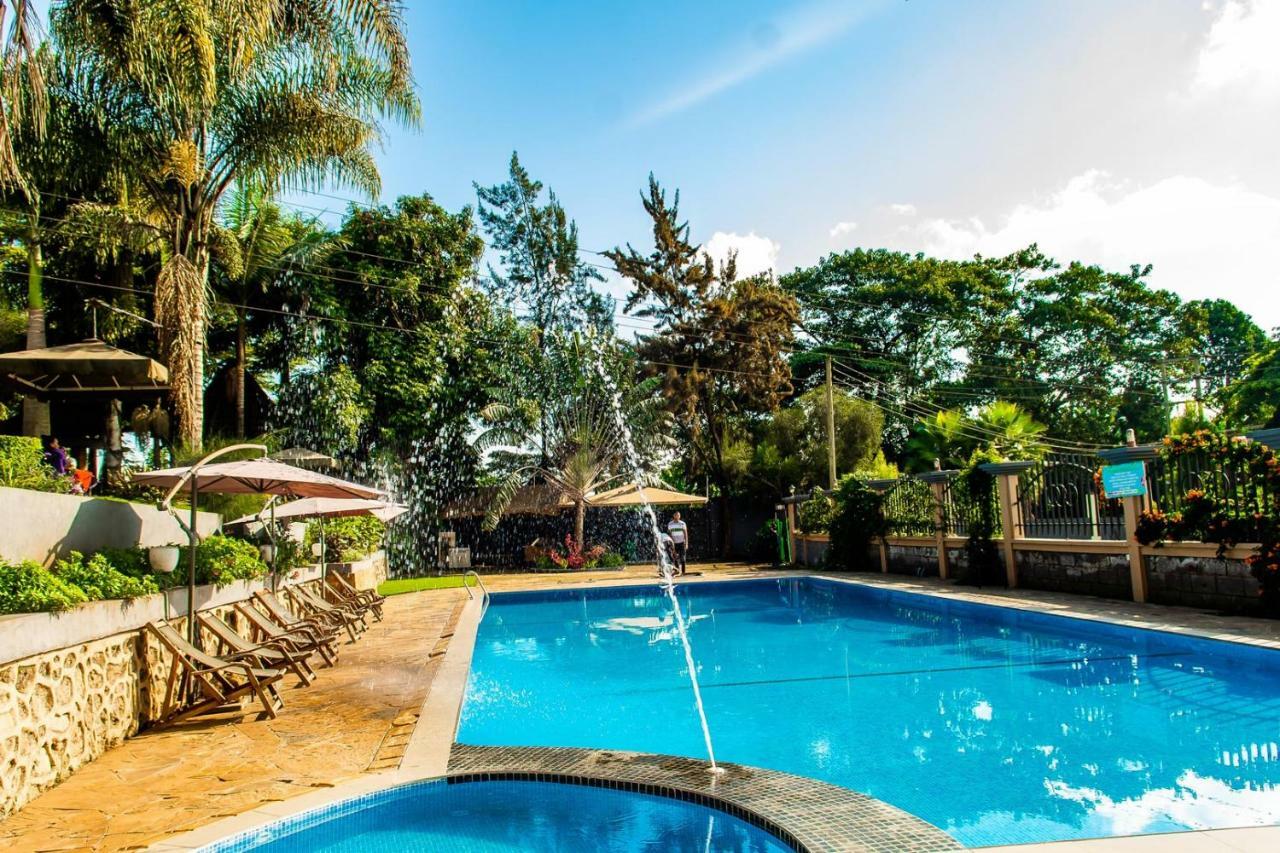 Nejobugg Palace Hotel Nkoanrua Экстерьер фото